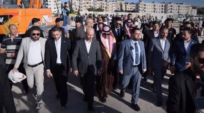 عرض تقديمي للمشروع خلال حفل إطلاق أبيات هيلز في قدسيا