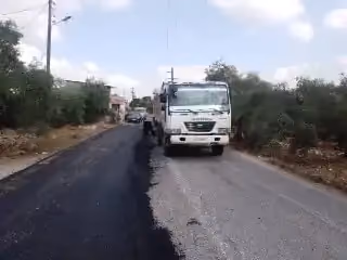 مديرية الخدمات الفنية بطرطوس تنجز صيانة مسار طرقي في صافيتا