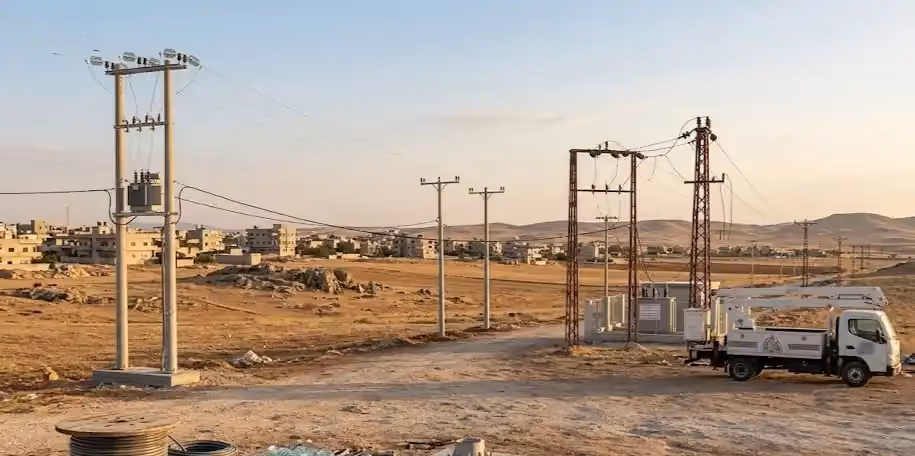 تأهيل وتركيب التمديدات الكهربائية